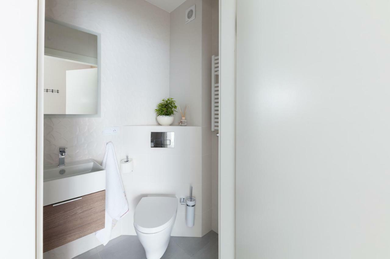 Raval Apartments - Soft Black Rewal Buitenkant foto